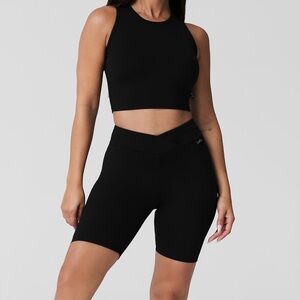LiciFit black v-cut scrunch biker shorts